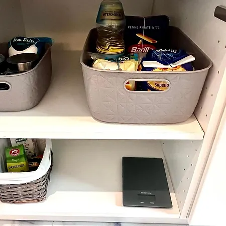 아파트 Flh Golden Elegance - Balcony, Garage & King Bed Close To Therme And Airport