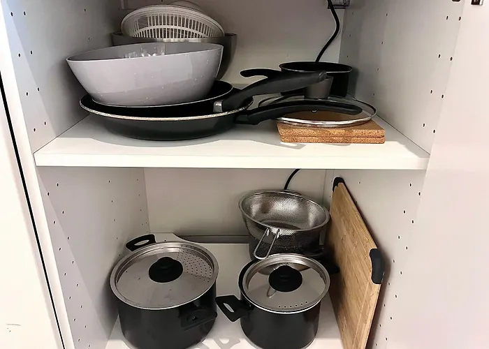 Flh Golden Elegance - Balcony, Garage & King Bed Close To Therme And Airport *