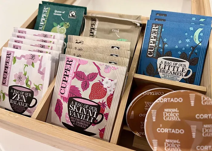 Flh Golden Elegance - Balcony, Garage & King Bed Close To Therme And Airport * Bukarest