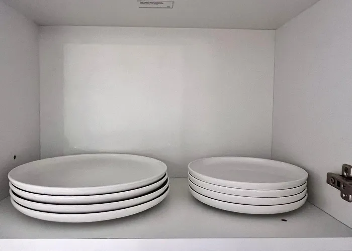 Flh Golden Elegance - Balcony, Garage & King Bed Close To Therme And Airport Бухарест