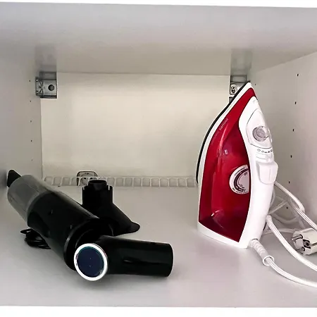 Lejlighed Flh Golden Elegance - Balcony, Garage & King Bed Close To Therme And Airport *