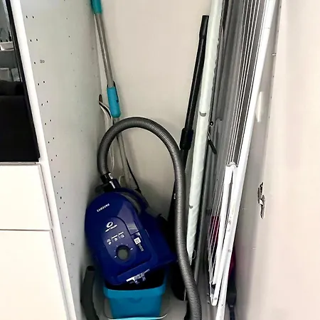 Flh Golden Elegance - Balcony, Garage & King Bed Close To Therme And Airport Bukarest